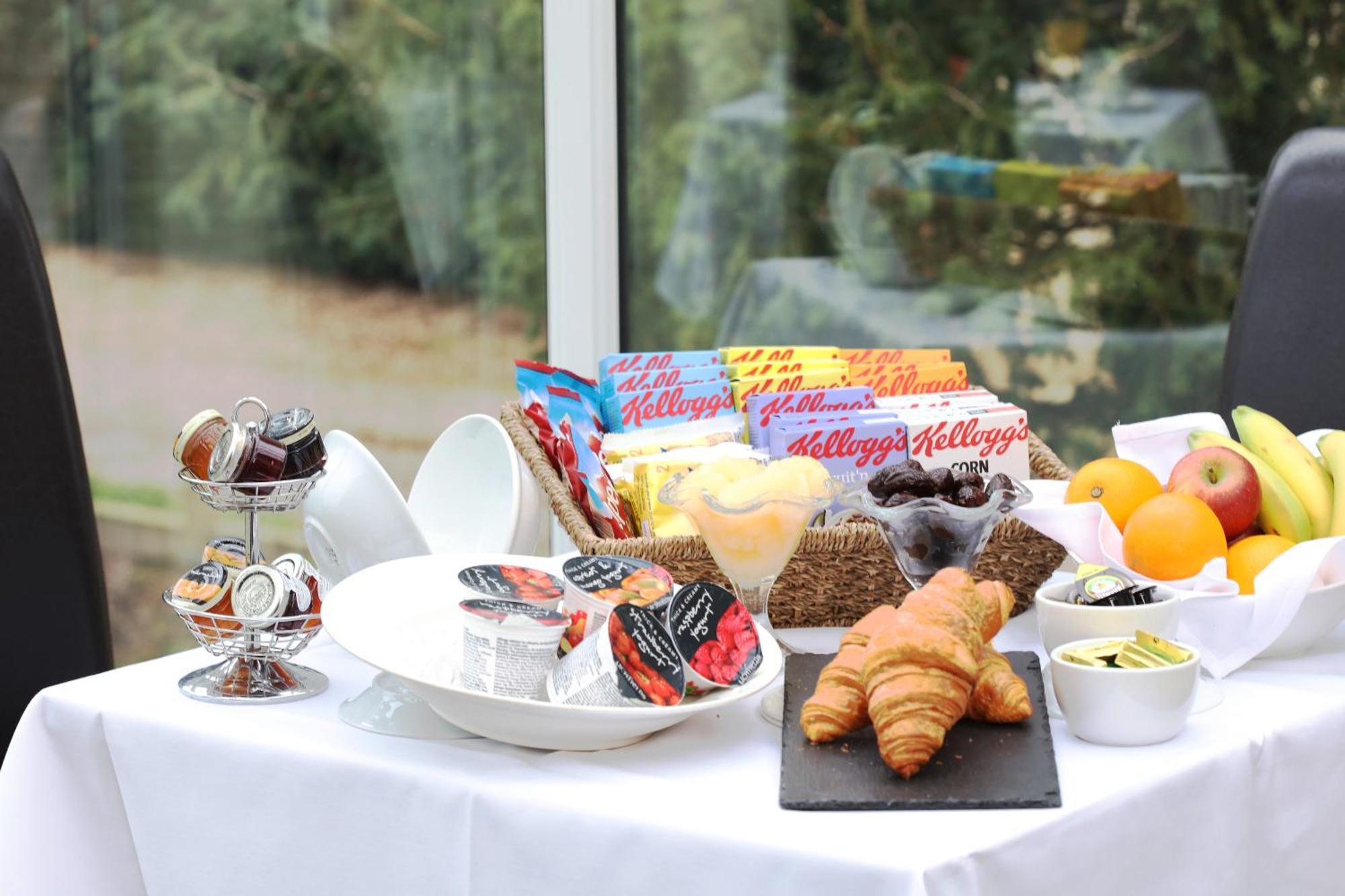 Best Western Claydon Hotel Extérieur photo