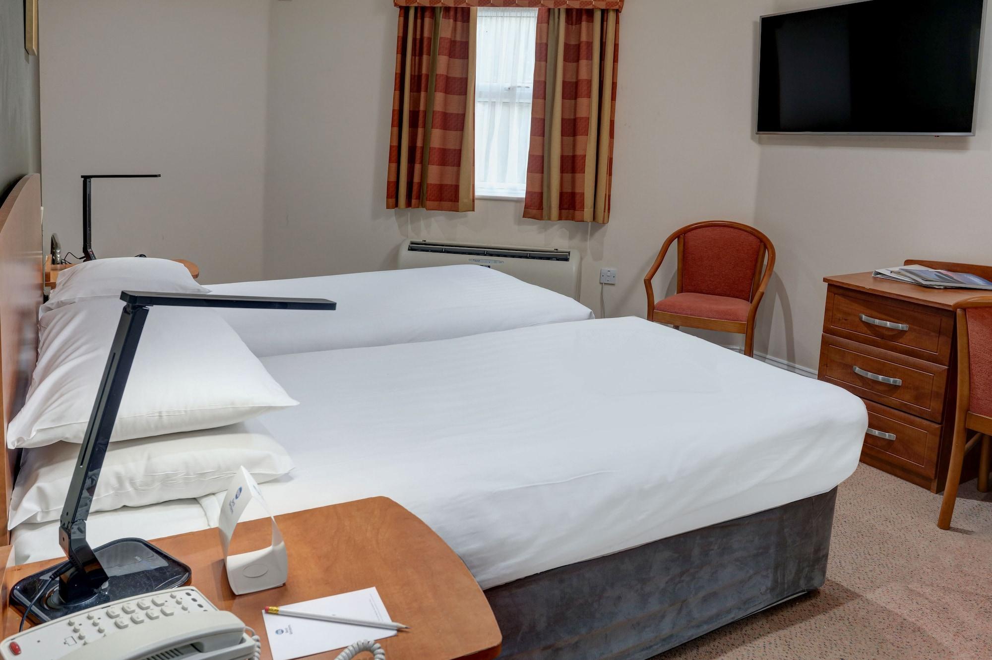 Best Western Claydon Hotel Extérieur photo